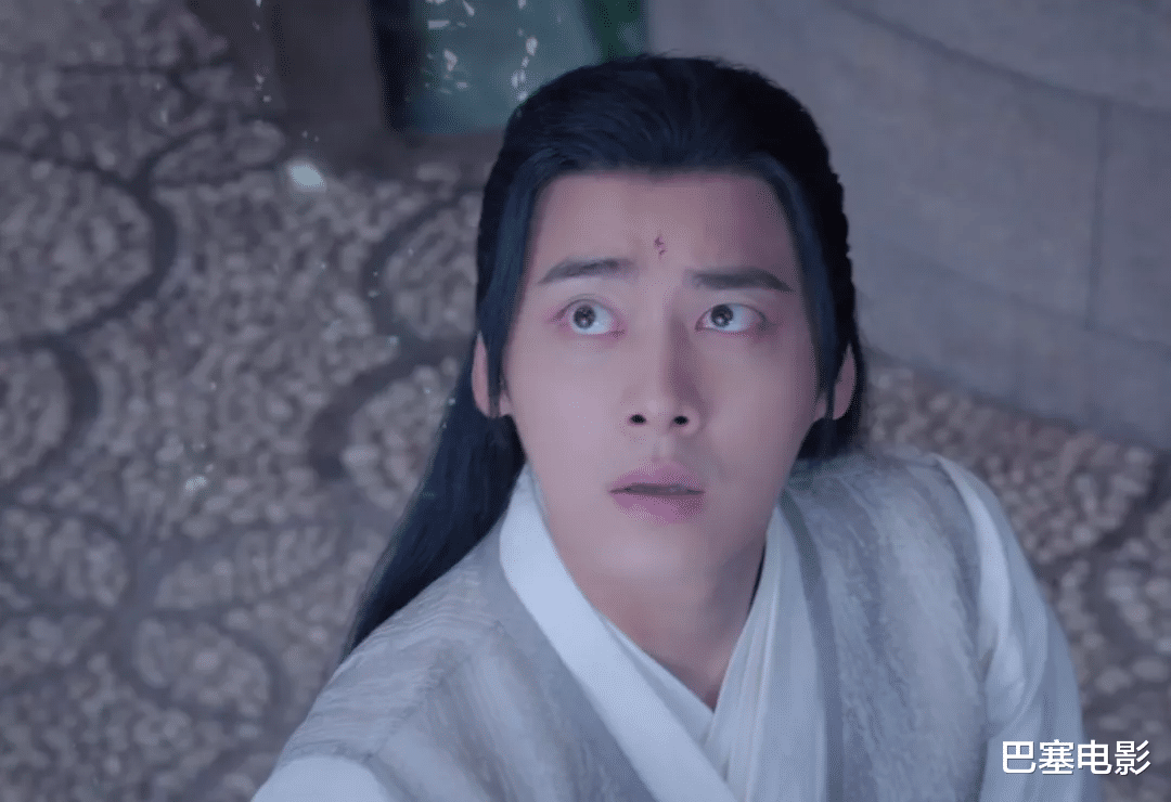 李易峰|2022首个古装剧,李易峰现失明演技,磨皮磨到嘴都没了,差评退货