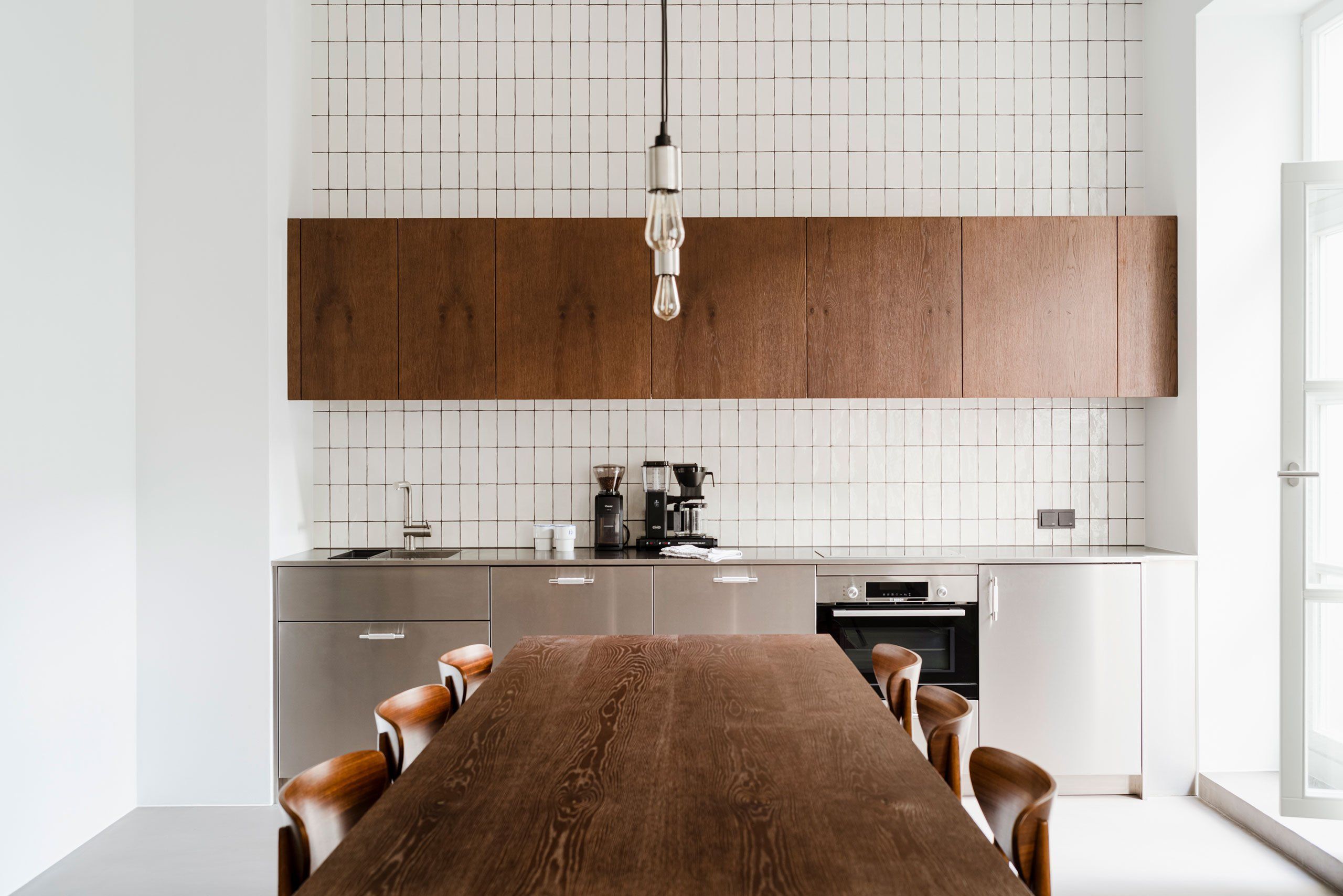 办公室|狸办公案例精选 | 波兰PZN办公室 科技与复古的完美融合