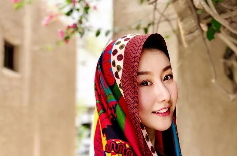 王宝强|各自安好？马蓉移居国外开始新生活，王宝强冯清相恋多年感情稳定