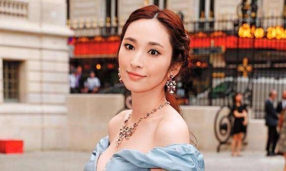 赵丽颖|近朱者赤近墨者黑,大S的恋爱脑,和她那些姐妹团脱不了干系