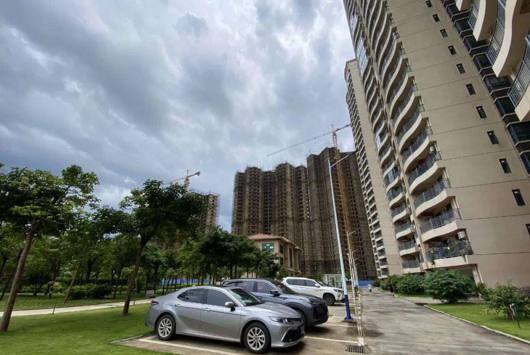 海南这个“烂尾楼”,建了10年,还不交房,坑惨大批业主