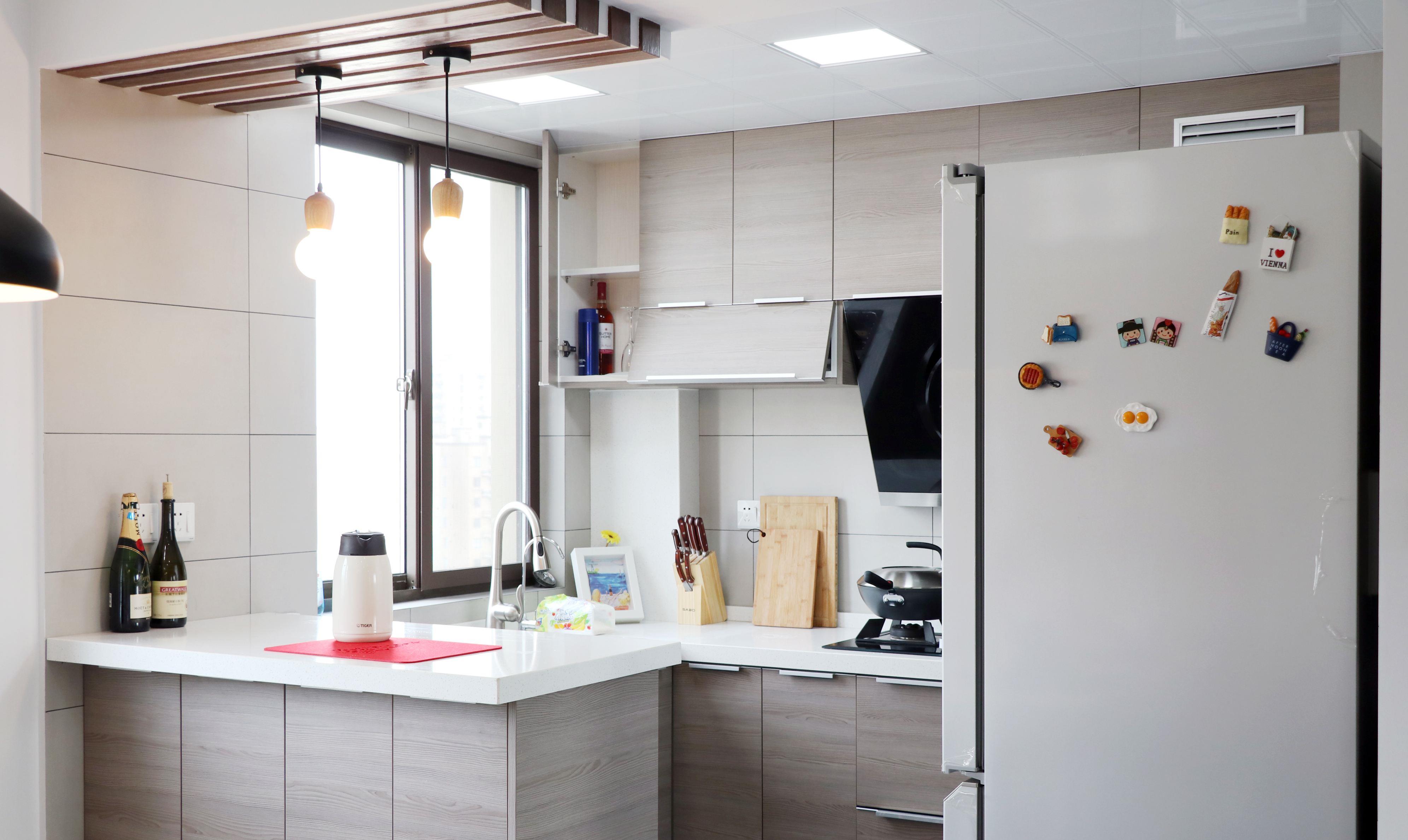 厨房燃气管外露不好看,包起来验收不通过,到底应该怎么做?