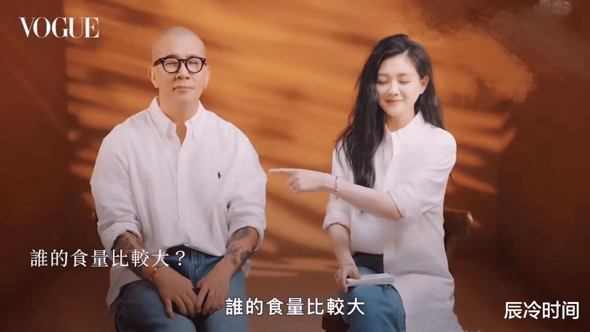 汪小菲|汪小菲杠上具俊晔？他看似突然的“发疯”，可不止因为床垫