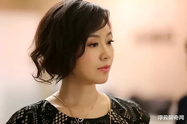 闫妮|跑龙套10年，“拍拖”胡歌被吐槽，51岁的她是中国最被低估的演员