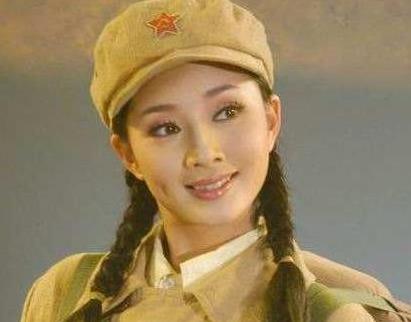 殷桃|演员殷桃：41岁为何孤身一人？看她的人生经历，一般人还真不敢去