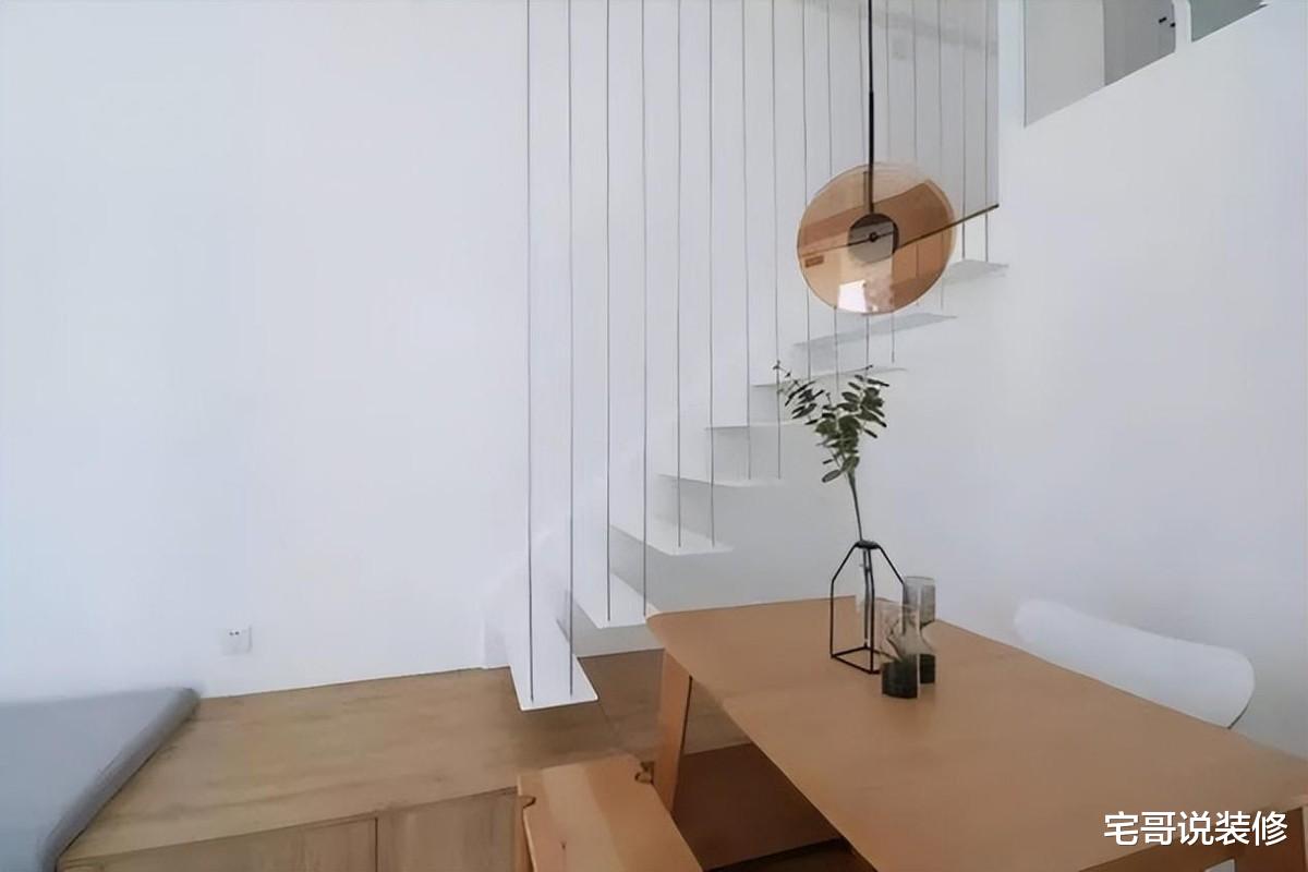 30岁单身姑娘的25㎡小家,利用3.9米层高做两层,要啥有啥,羡慕