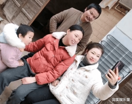 人物设定|粉丝组团去牛爱芳家蹭饭，赞其亲切不做作，网友：百分百是“托”