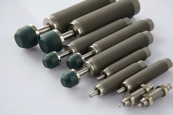 使用液压缓冲器需要定期检查的四点