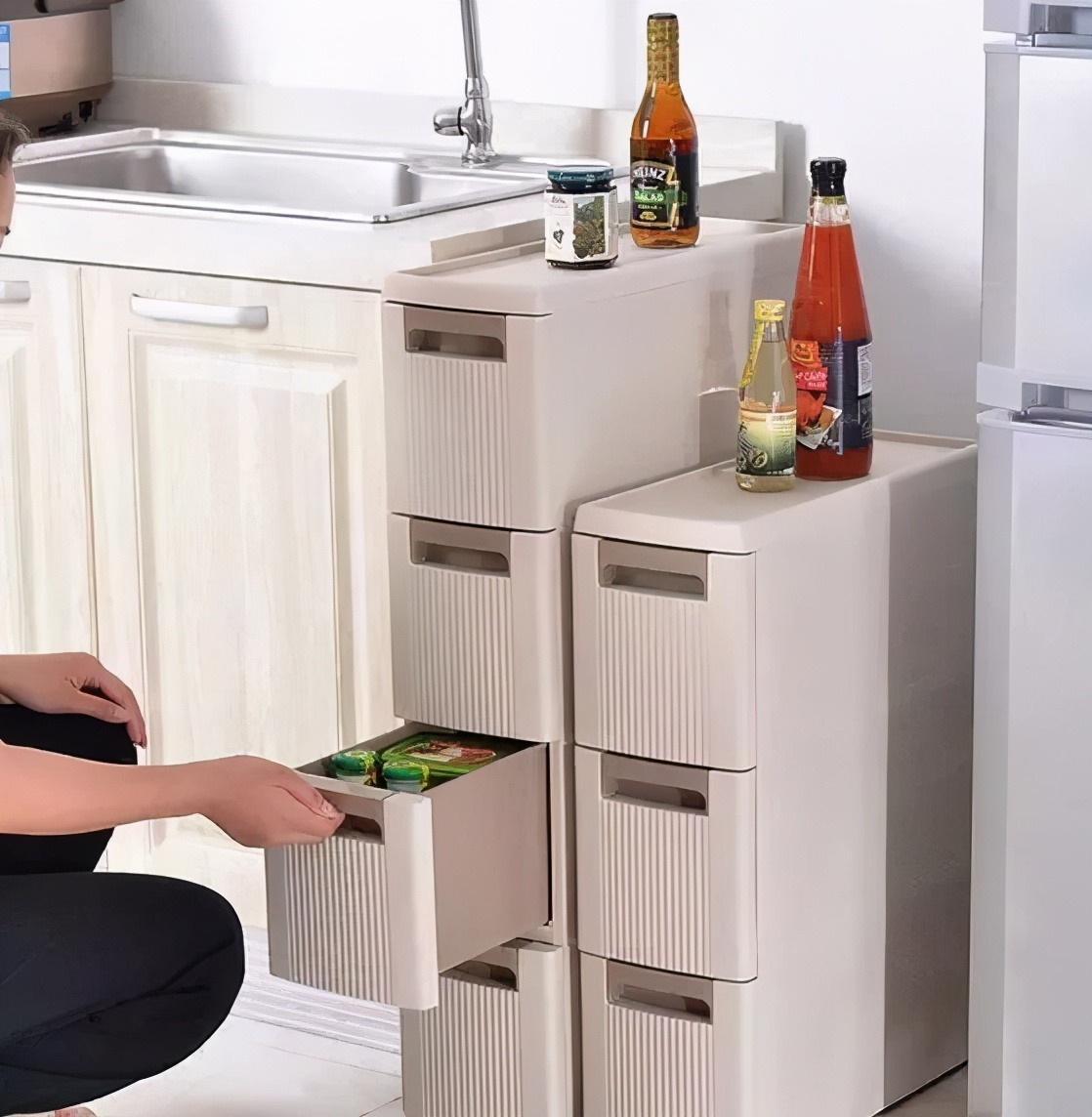 头一回见有人这样装飘窗的，太聪明了，真想回家砸了重装