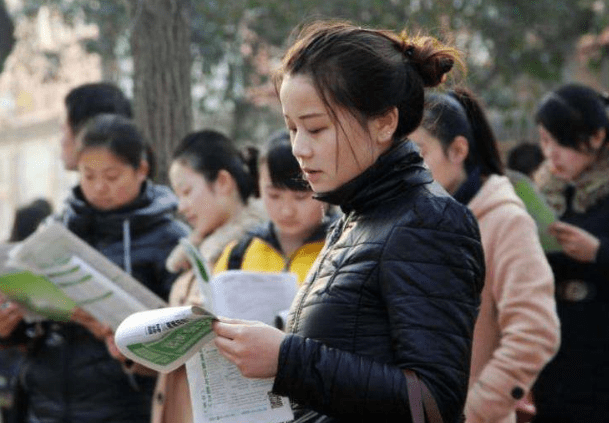 教师|教育部拟定教师新规，学历受到限制，部分老师将无学校可去