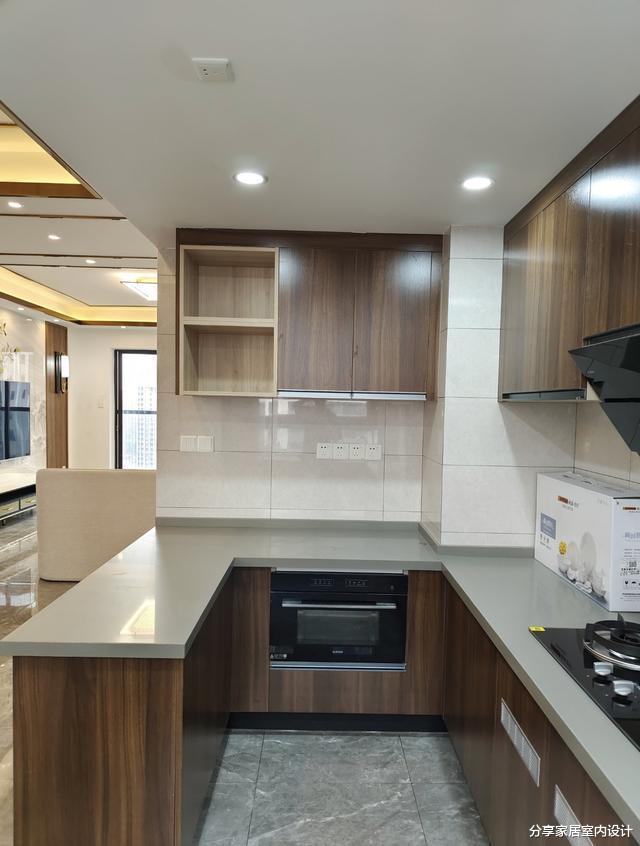 他家116平新中式风格,全屋文雅又大气,进屋就被入户玄关迷住!