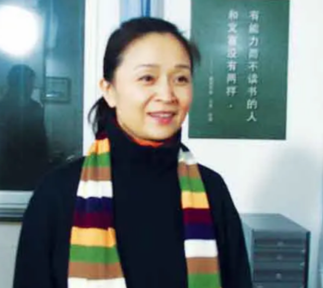 周杰伦|演员刘莉莉:30岁嫁圈外丈夫,夫妻恩爱33年,女儿是我的骄傲