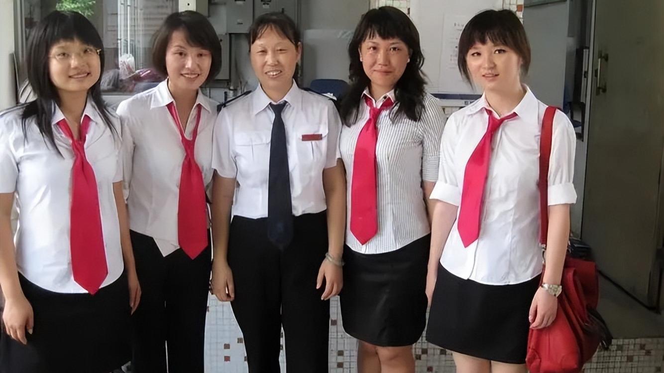 00后|“少走30年弯路”，00后毕业生成为宿管阿姨，本人表示很满足