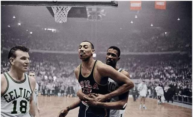 季后赛|NBA历史前十里谁缺席季后赛次数最多？詹姆斯第二，乔丹第四