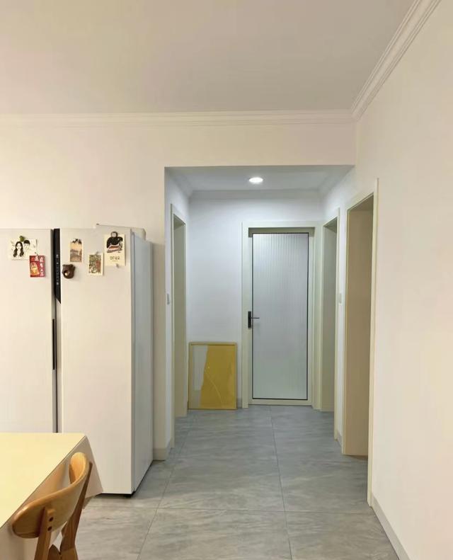 90后夫妇拒绝“过度装修”,爸妈说像出租房,却收获上万网友关注