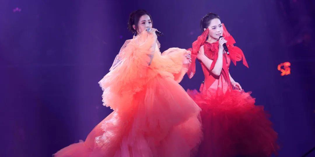 阿娇|出卖“色相”的阿娇,能撑几年?