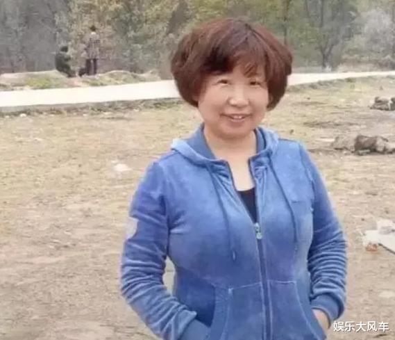 杜新枝|杜新枝宣布“重出江湖”,将自己比喻江歌妈妈,田静直播一脸嫌弃