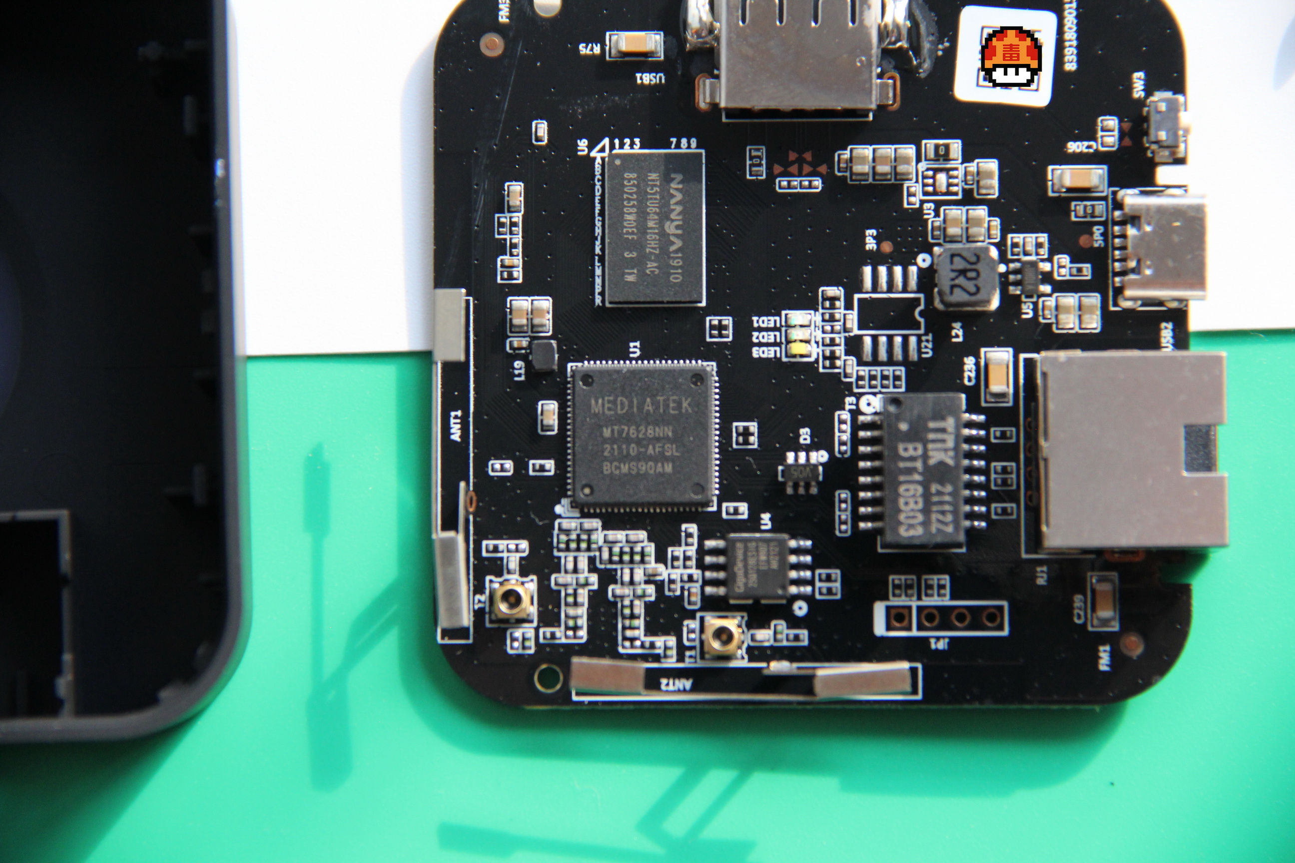 路由器|精彩旁路由,智能云服务,蒲公英X1路由器拆解小测