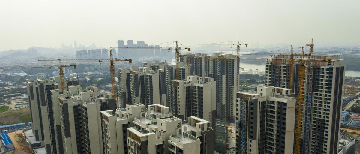 购房置业|房企频频爆雷,背后的原因是什么?打算买房的,劝你再等等