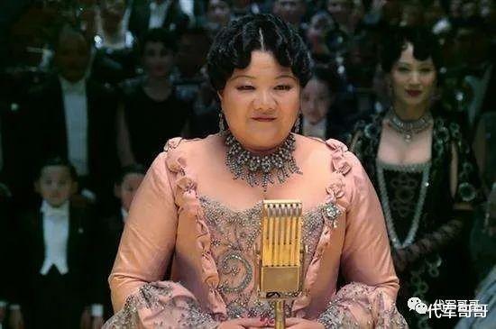 设计师|一婚嫁给导演,二婚嫁给律师,三婚嫁给设计师,60岁的她如今怎样了?