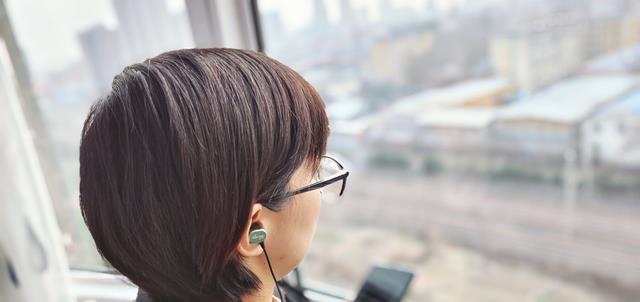 耳机|入门级的颜之好物，极光Evo：百元有线耳机也能不同凡响