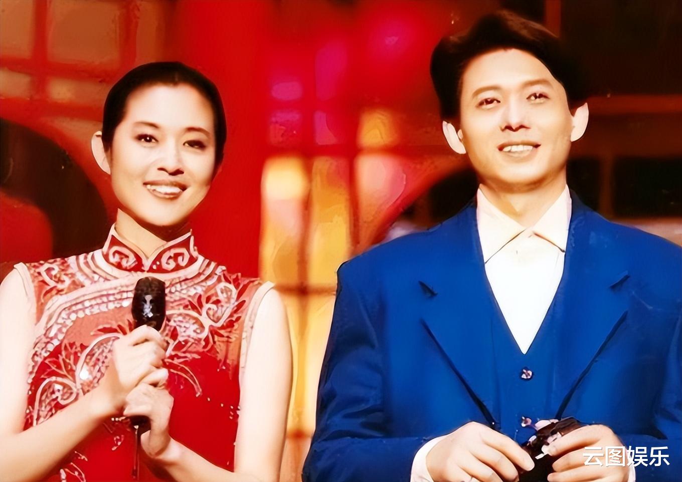 程前|前央视一哥程前与王雪纯聚会，59岁气质依旧，再婚老来得子很幸福