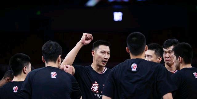 米兰|广东痛失总决赛！杜锋泪崩，三名功勋面临离队，球迷有话说