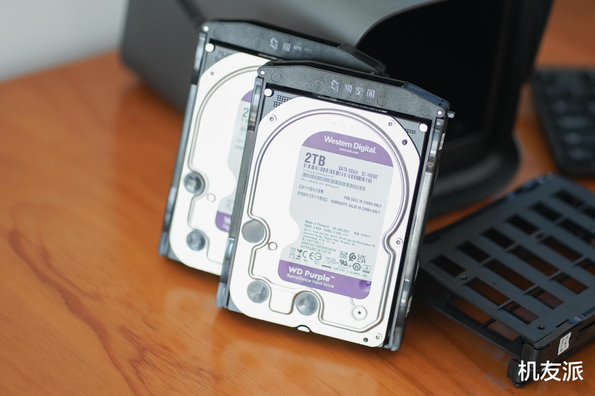 nas|打造摄影师的专属NAS，极空间新Z4上手体验，有哪些亮点和槽点