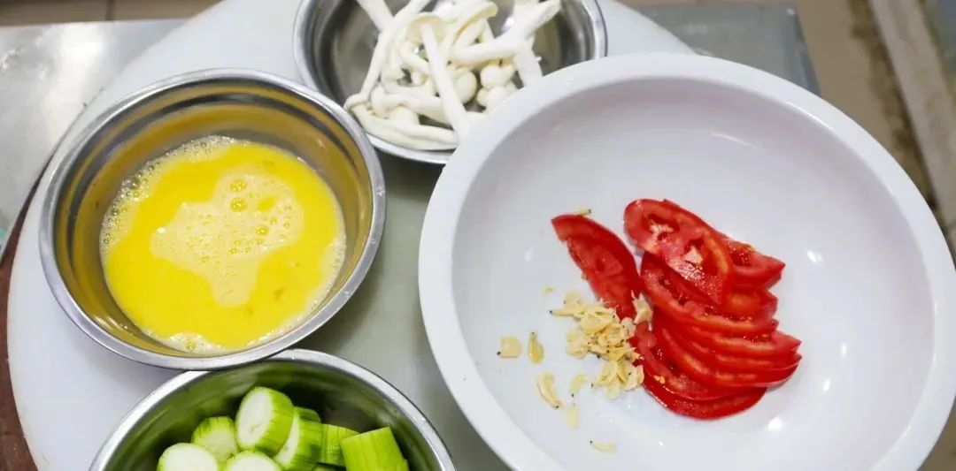 春天干燥易上火,建议多吃8种降火食物,做法简单营养,特别好吃