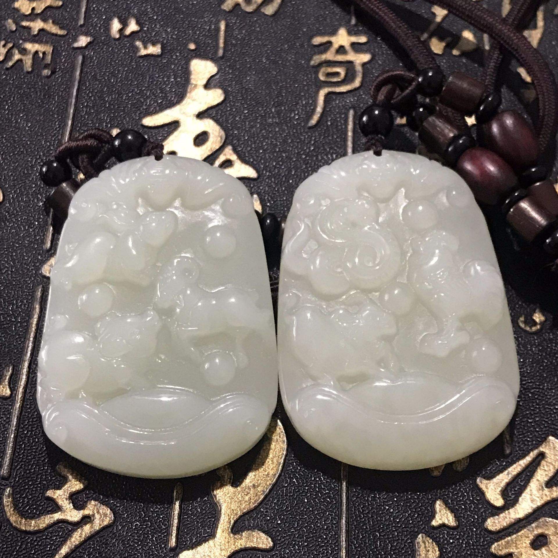 |如何鉴定和田玉?学会这5招,保证让你不踩坑!