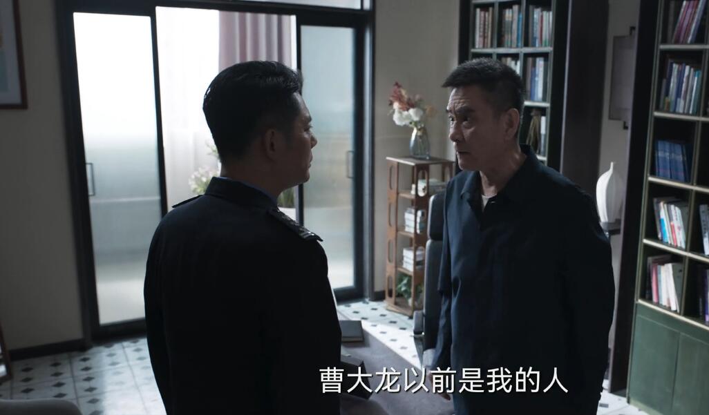 罚罪|《罚罪》真是太敢拍了，小警察嫌疑排除，大内鬼挨个现身