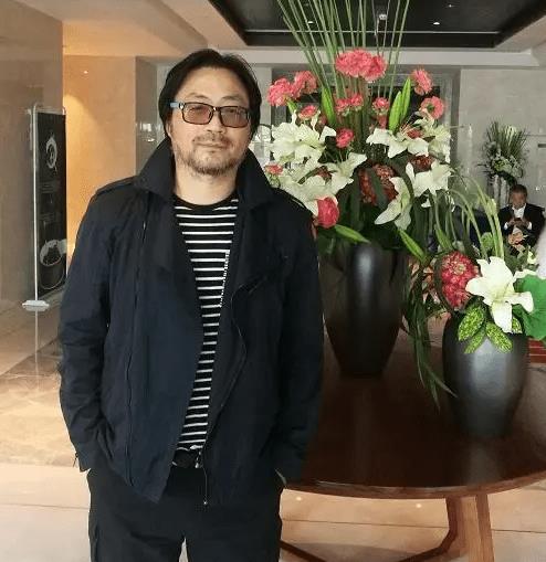 王景光|54岁知名导演因病去世！具体去世原因保密，娇妻发文痛哭流涕