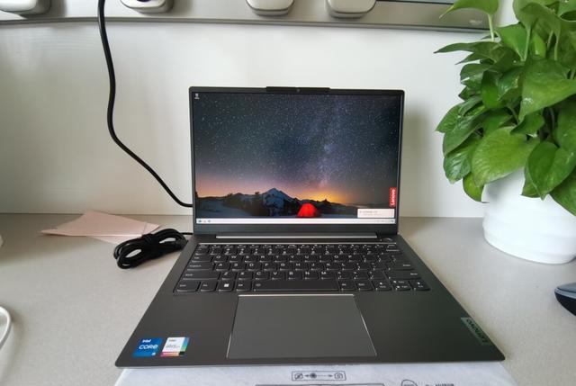 想要找5000元价位笔记本电脑，ThinkBook14+选择锐龙还是酷睿？