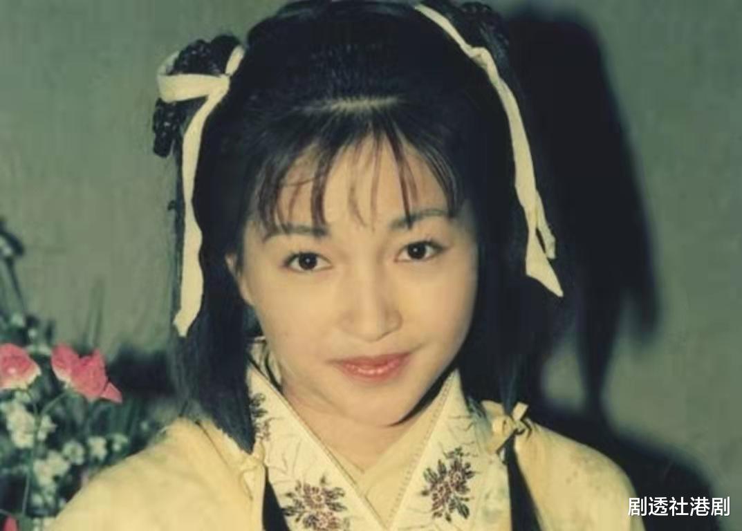 李绮红|已淡出娱乐圈近10年，52岁前知名港姐近况曝光，脸上斑点尽显老态