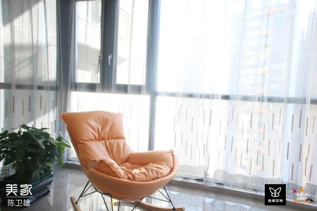 不顾全家反对,强行打2个玄关柜,还封了阳台,家人看完真香了!