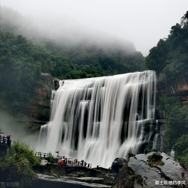丽江|中国版的天鹅堡:距赤水40公里,海拔1400米,避暑胜地,欧陆风情