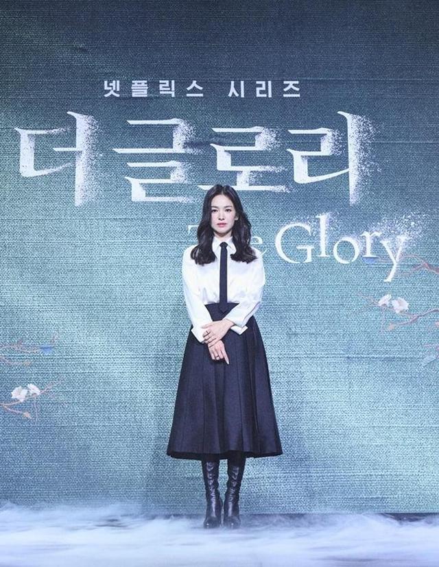 宋慧乔|韩网流传宋慧乔没修图照片被要求下架,引发韩国网友热议质疑