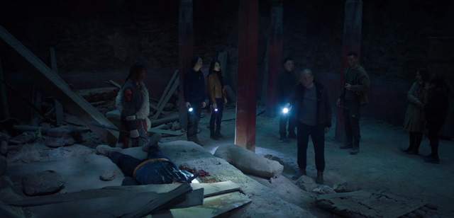 胡八一|昆仑神宫:胡八一不救阿东可以理解,但铁三角坐视阿克单挑是bug