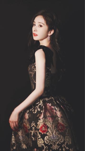 杨幂|杨幂想让爸爸用自己的声音导航。