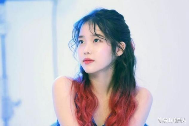穿衣搭配 ?对于40岁女人来说，选对发型比穿搭更重要！看这几组对比图就懂了
