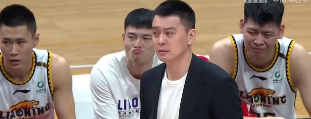 辽宁男篮|辽篮惨败揪出两大“内鬼”，还是郭艾伦和韩德君更稳