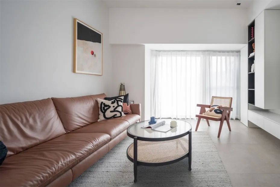 当极简遇上治愈:这个98m2的层次感小两居,我实名羡慕了!