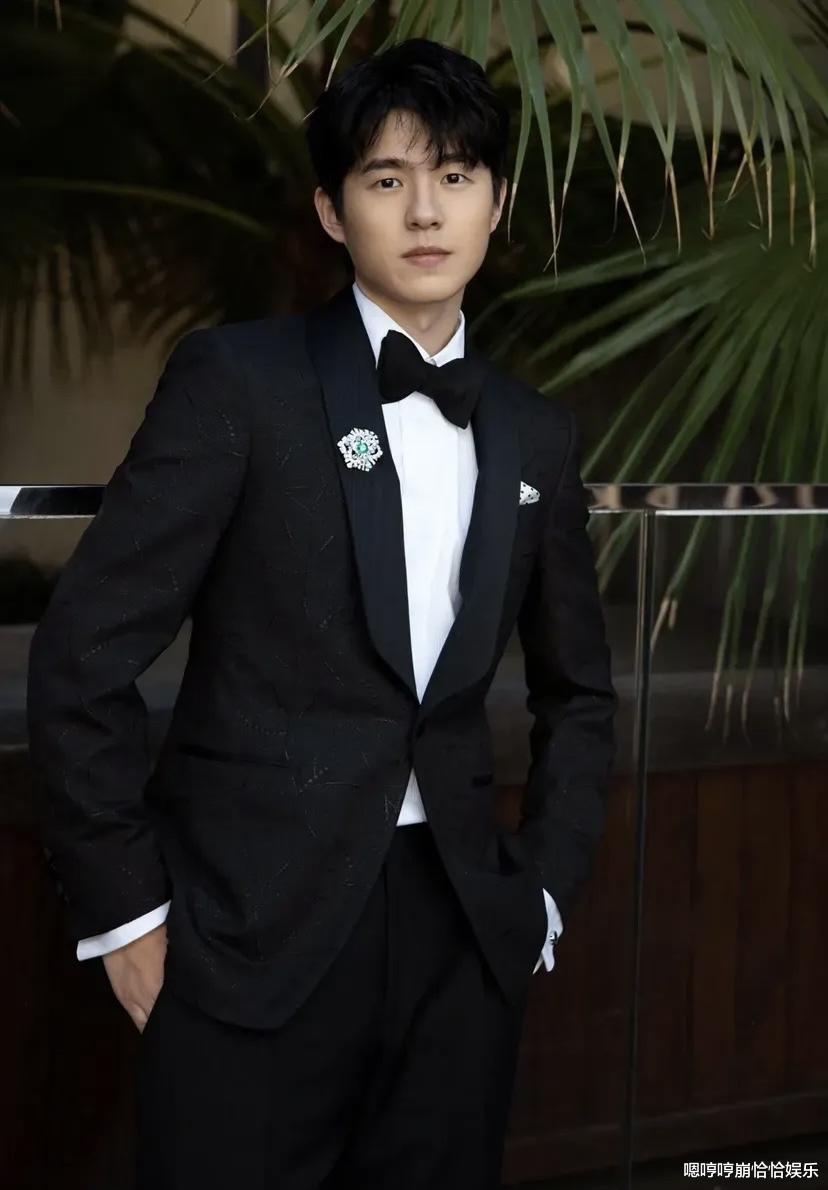 刘昊然|看完刘昊然发的照片,终于明白明星为什么要花重金聘请发型师了!