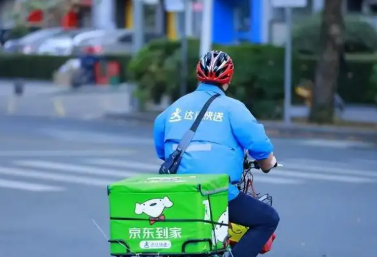 美团|饿了么、美团或遭遇强敌，京东踏足餐饮外卖行业