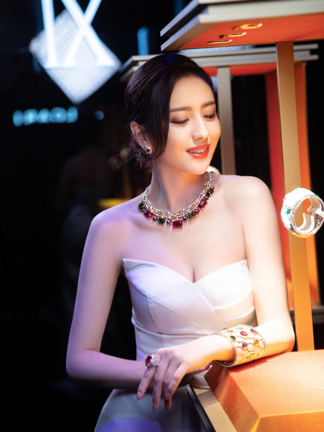 佟丽娅|佟丽娅38岁气质真好