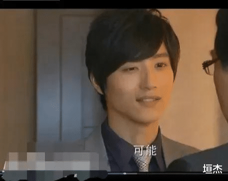 许凯|“嘴歪”也好看的男星，只服这8位，嘴巴不端正依旧帅气迷人