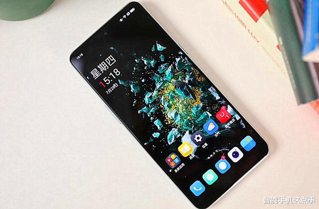曲面屏|曲面屏太多！这四款是少有的直面屏旗舰手机，你有喜欢的吗？