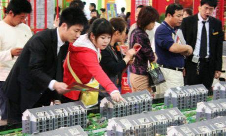 广州市|“2亿的房奴”与“2亿的租房人”，谁活得潇洒，内行人说出了实话