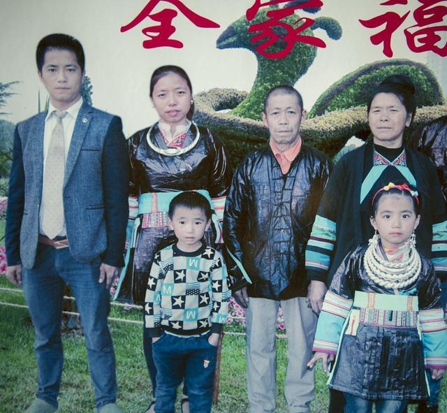 石奶引：16岁因长相太美被选中，印在一元人民币上，如今过的咋样