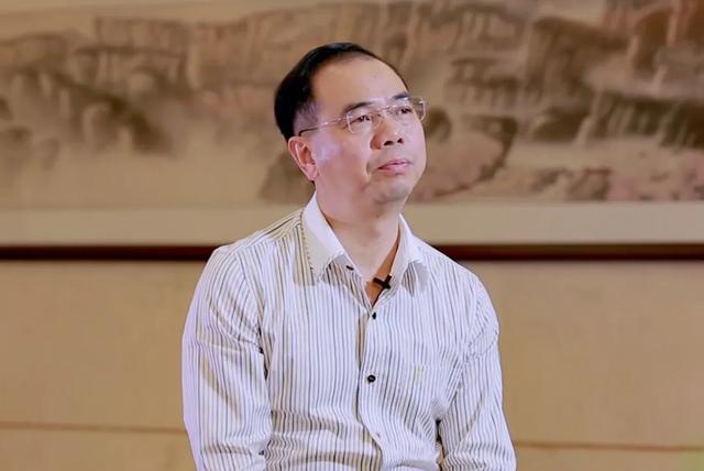 公租房|踩雷恒大，高管投敌，一哥欧派也有烦恼